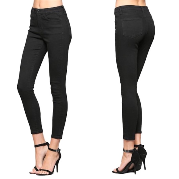 NWT Vervet Black High Rise Negative Space Jeans - Picture 2 of 4